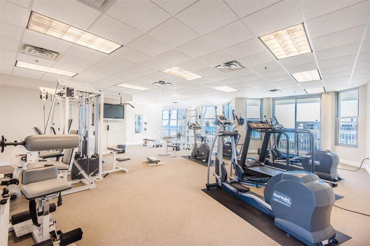 EMERALD DOLPHIN OWNERS ASSOC INC