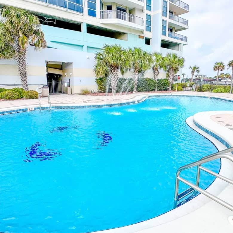 EMERALD DOLPHIN OWNERS ASSOC INC