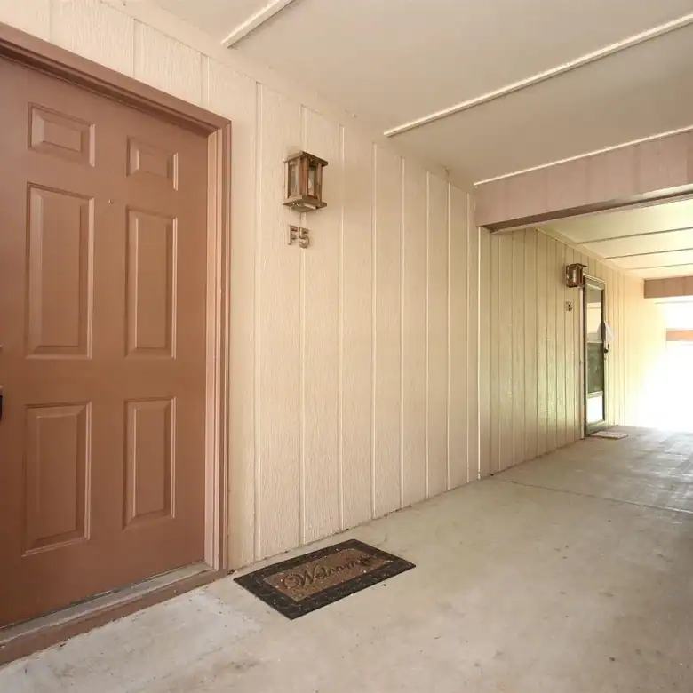 THE GOLF CLUB CONDOMINIUM ASSOCIATION INC